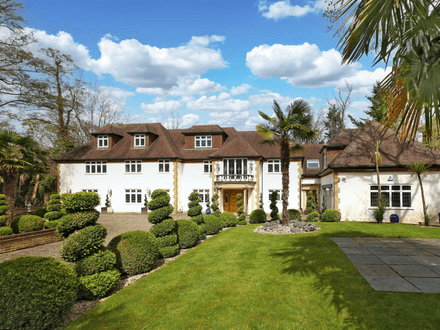 An exceptional 7 bedroom property, situated on the prestigious Fulmer Drive in Gerrards Cross. 